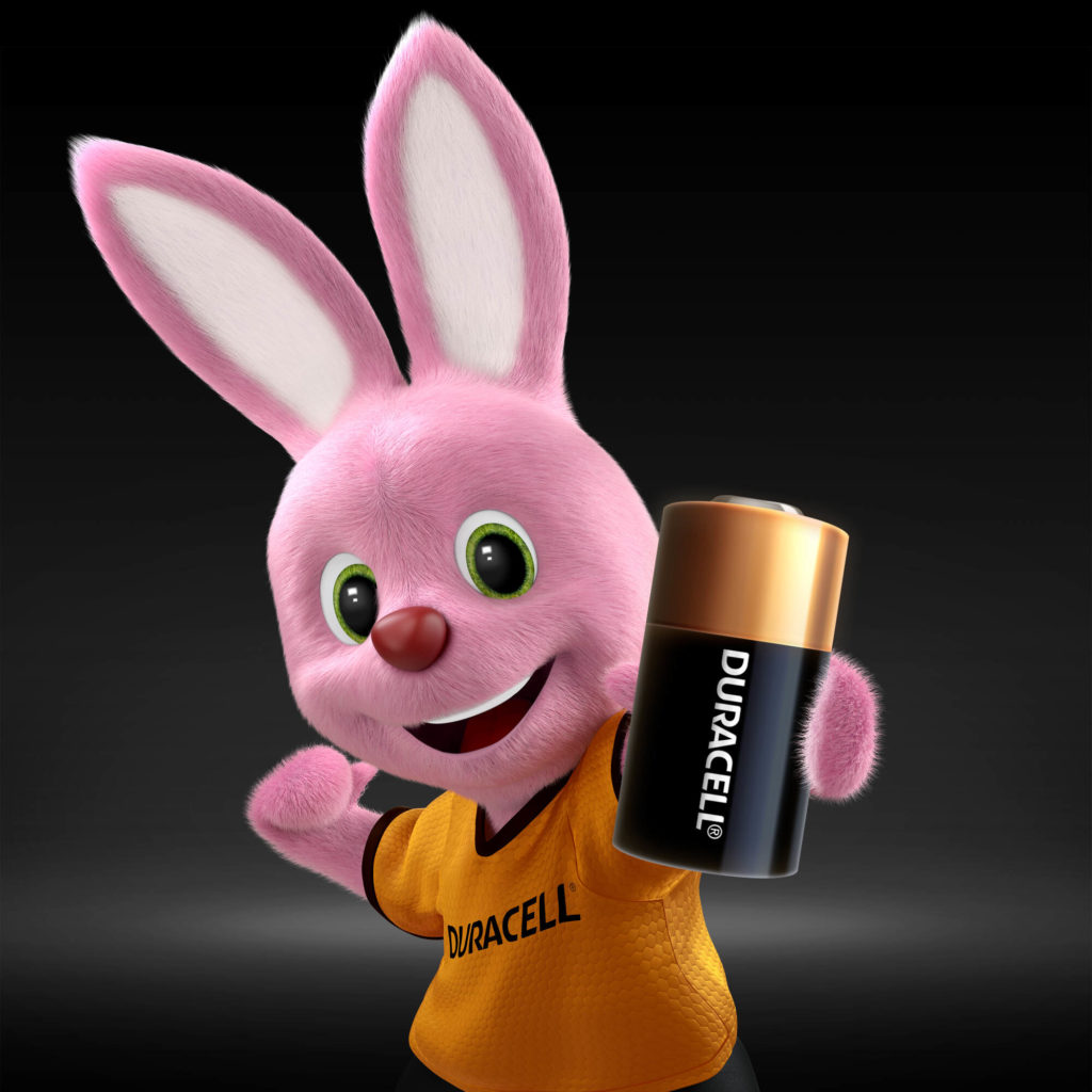 Bunny présente la batterie Duracell spécialisée haute puissance au lithium 28L 6V
